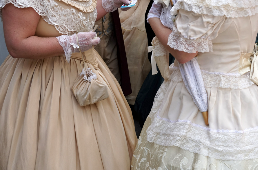 10 Creative Ways to Style a Corset Dress